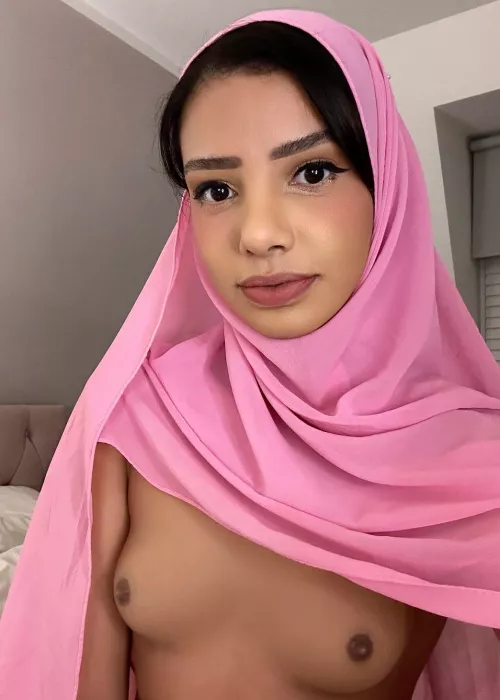 I hope you like my brown Arab boobies. by BabezKelly_25_