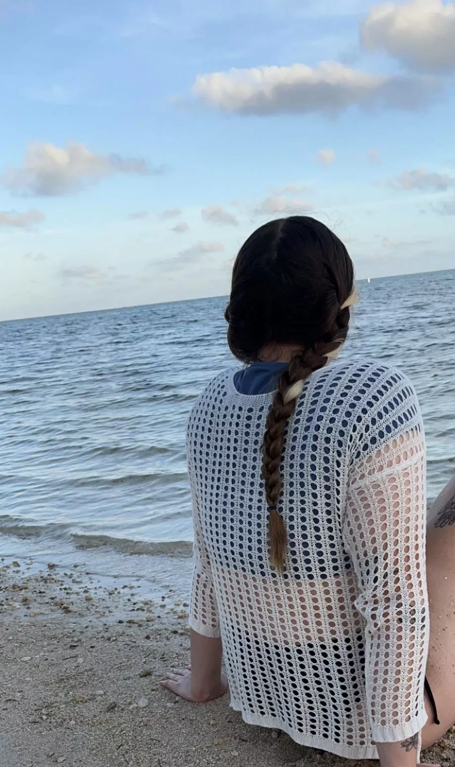 I miss being a mermaid 🪸🐚 posted by zonnovia