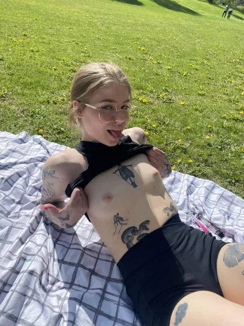 I undressed because my breasts look great outside by Mari_Yummy