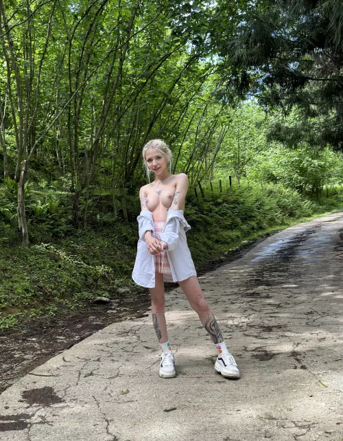 In the forest you want to get naked and merge with nature by Kittyybrownn