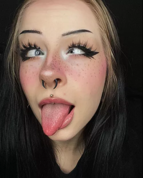 Let me lick you clean by _lyla999