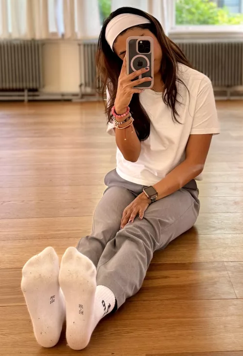 Sniff sniff, sockboy 🥵 by isa_stillsinning