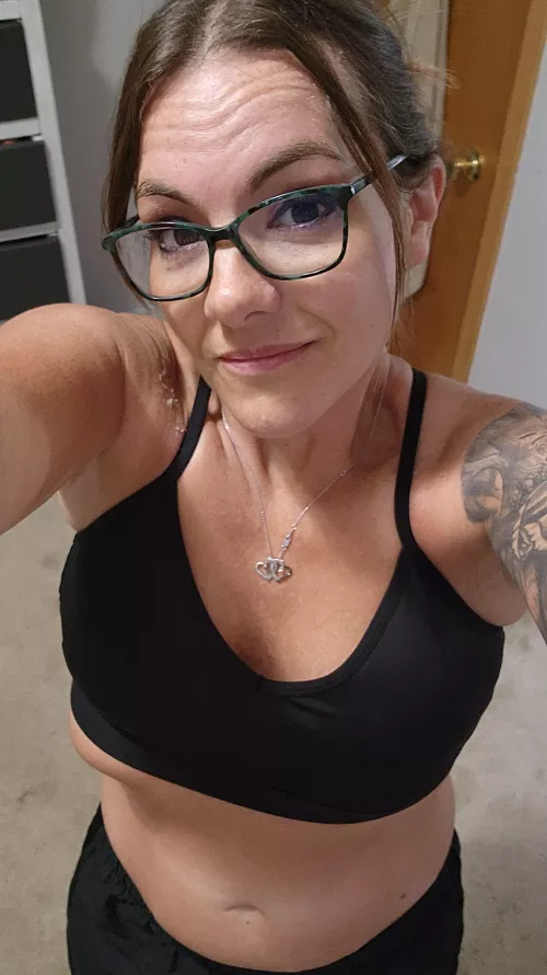 Workout time by chan7782