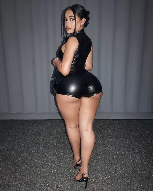 Are these shorts too tight? by jehsoh88