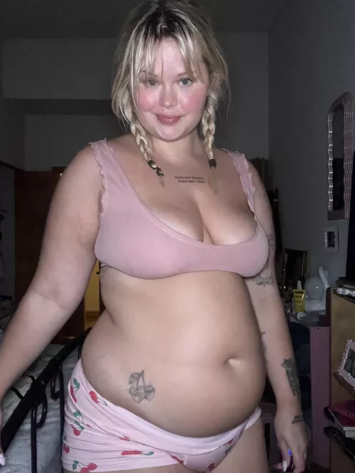 Can you handle a fatty like me? by wispy_girlwa