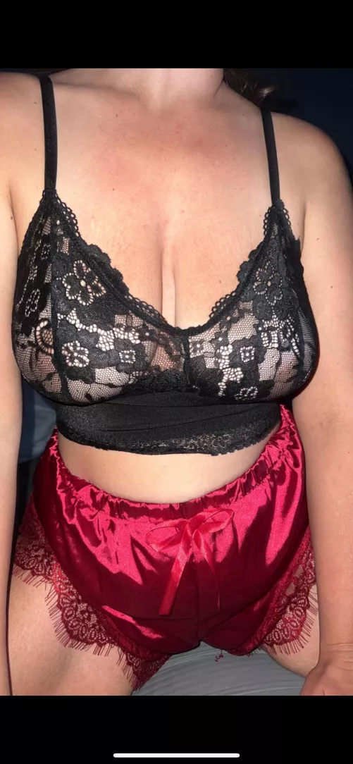 Could I watch you fuck my wife? by ginnyfromdblock69