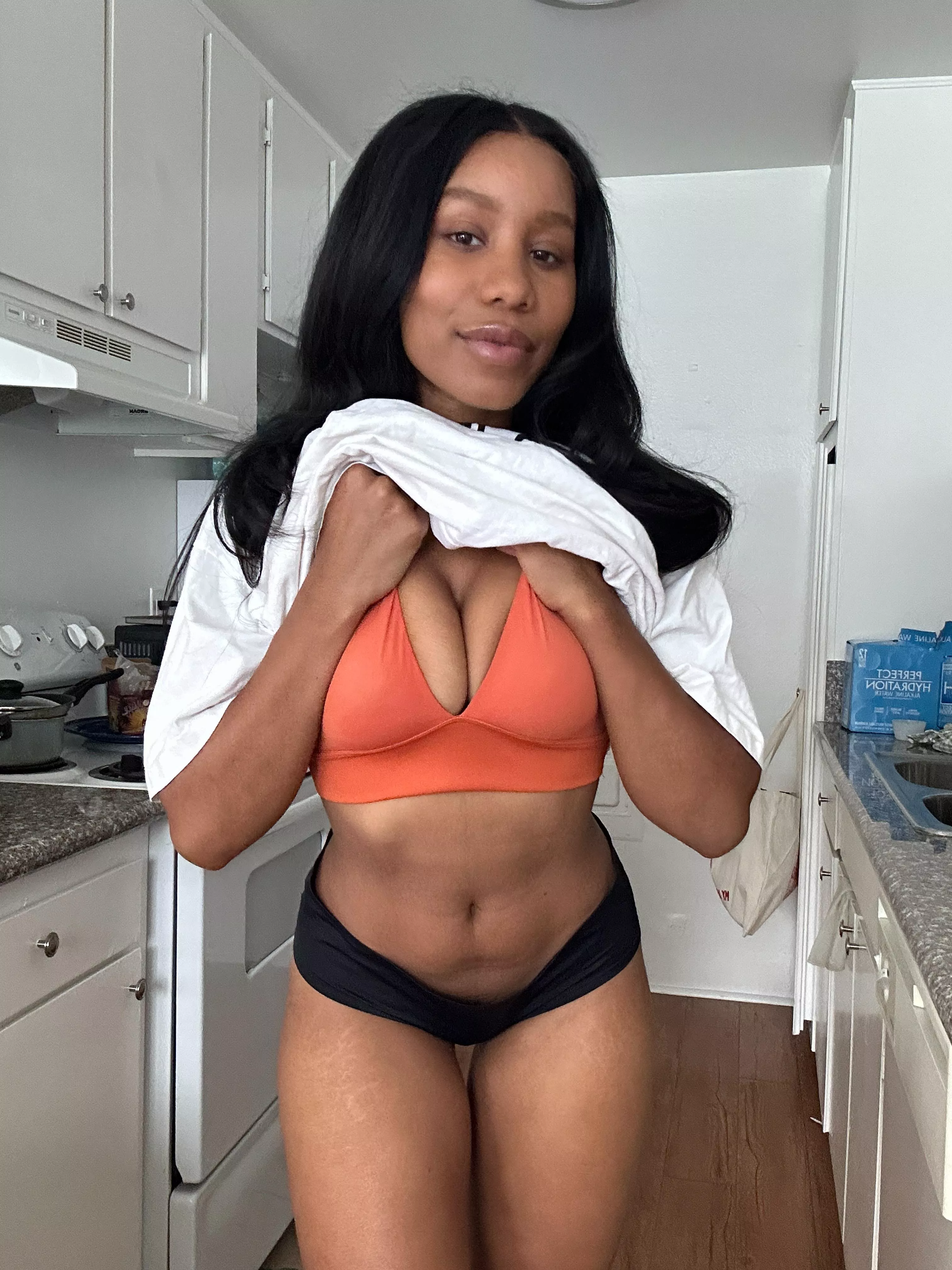 Does this body make you hard? posted by JennaFox_