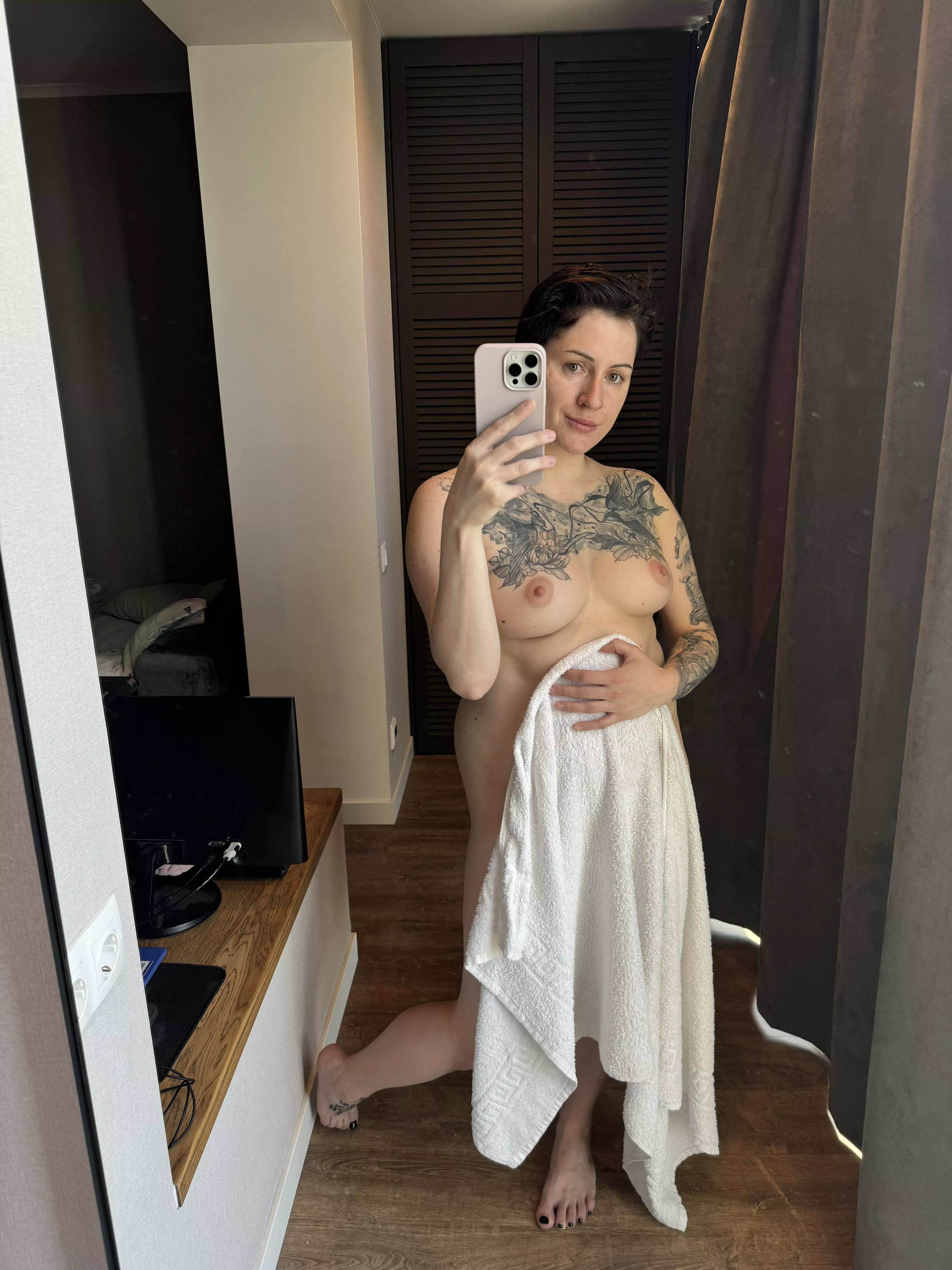 Fresh after shower posted by goddessstania