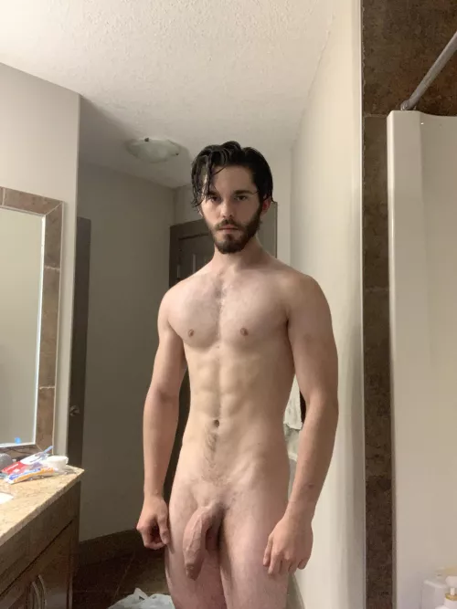 Fresh out the shower by Sasyquatch112