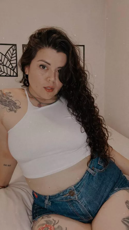 I'm good keeping secrets  by nastyjulie