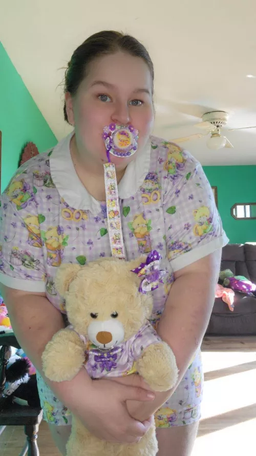 Just having a little playtime  by Thetelltalehearter