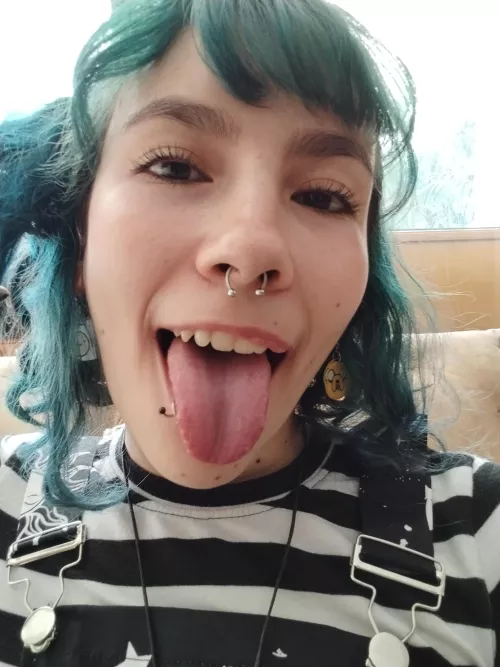 Bangs forever by sofia-imoon