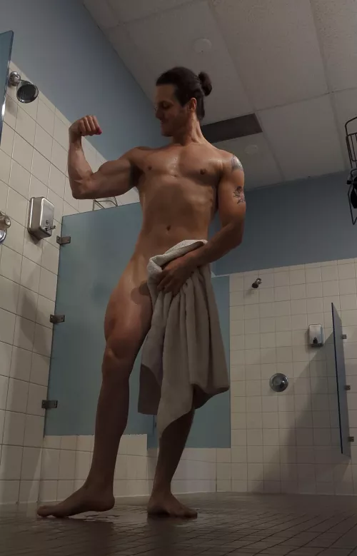 Can you handle this size? by meaty_tarzan