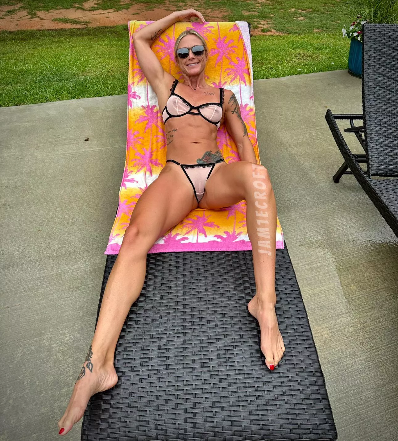 Fit hot and military  posted by Jam1eCroft