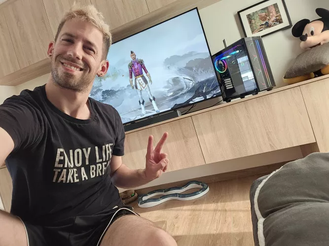 My setup and (one of) my favorite game(s)! by HumanDrawing9357