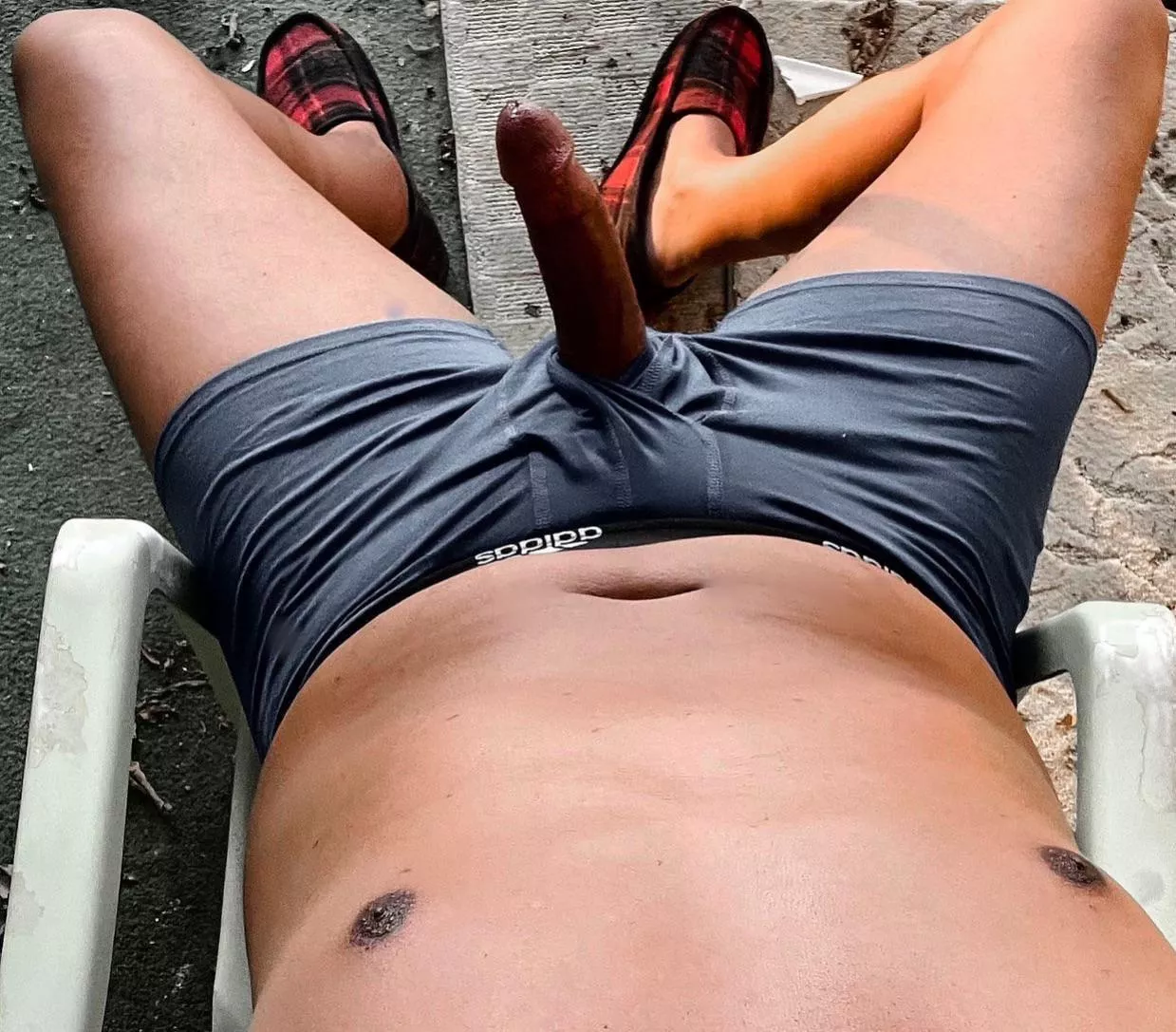 Showing the neighbors my morning wood  posted by SensualMindz