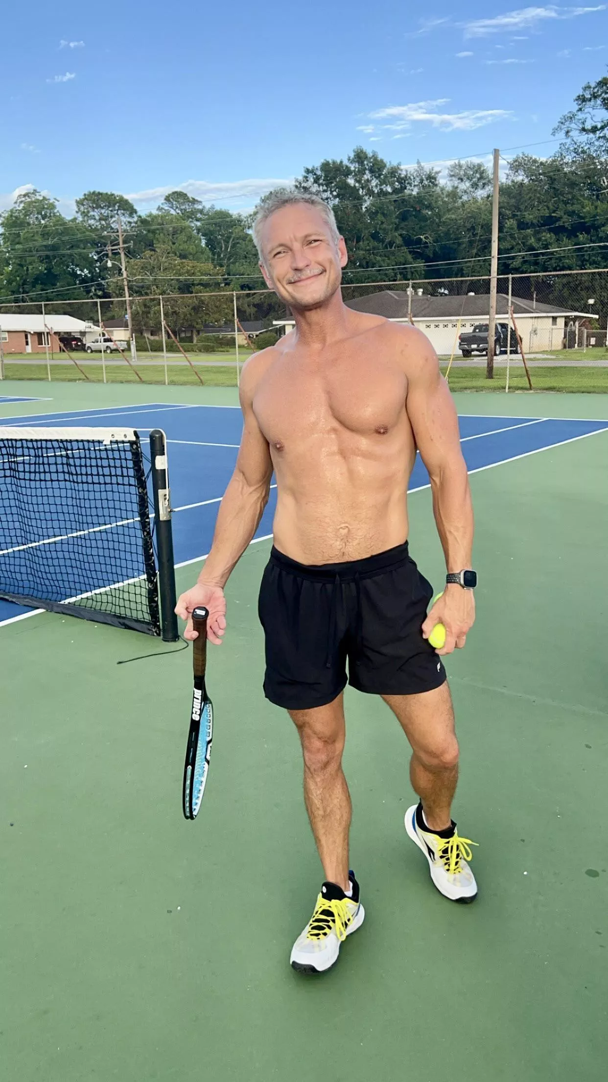 Tennis Partner Caught That Light posted by RandomlyForty