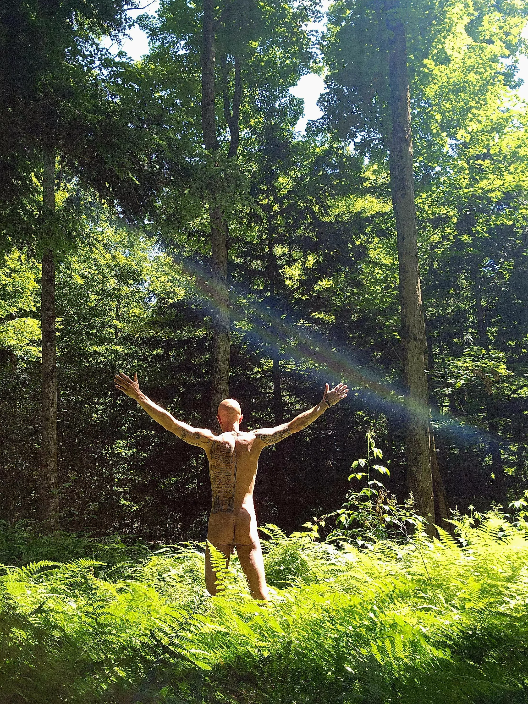 This life is for me!  posted by ghost88885