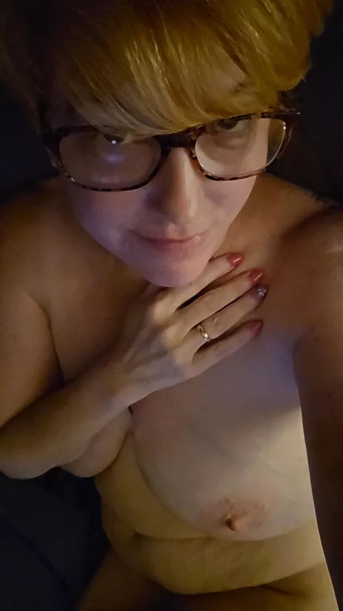 52(f) WEEKEND VIBES by Kinky_Adventure