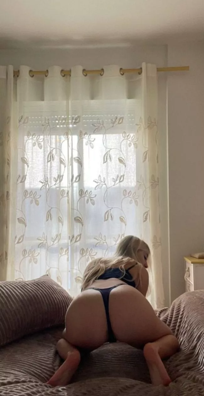 Bubble butt and tasty feet for today posted by HealthTotal2776