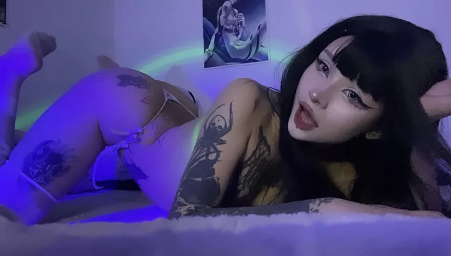 Do you like my booty arch  by vixengirlyy