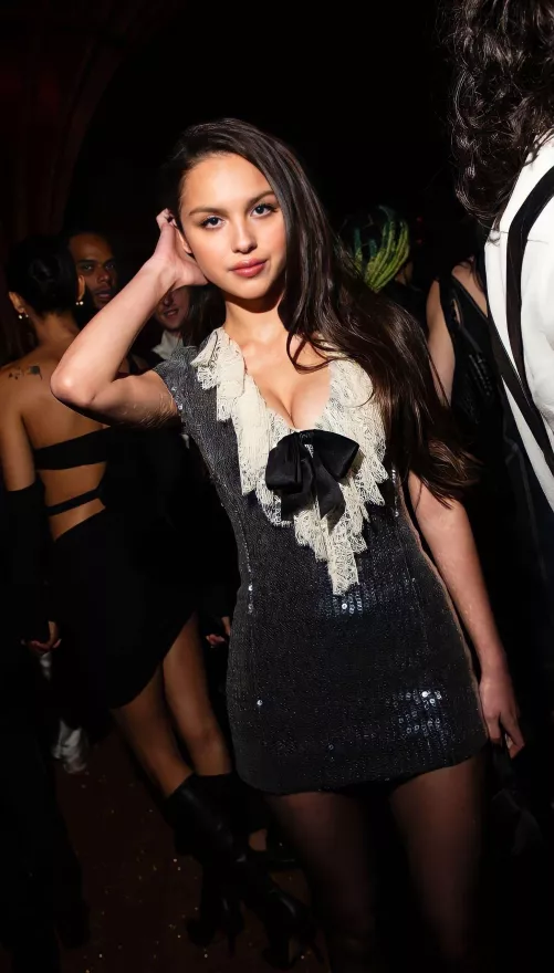 Olivia Rodrigo makes me throb by oregoniorbit