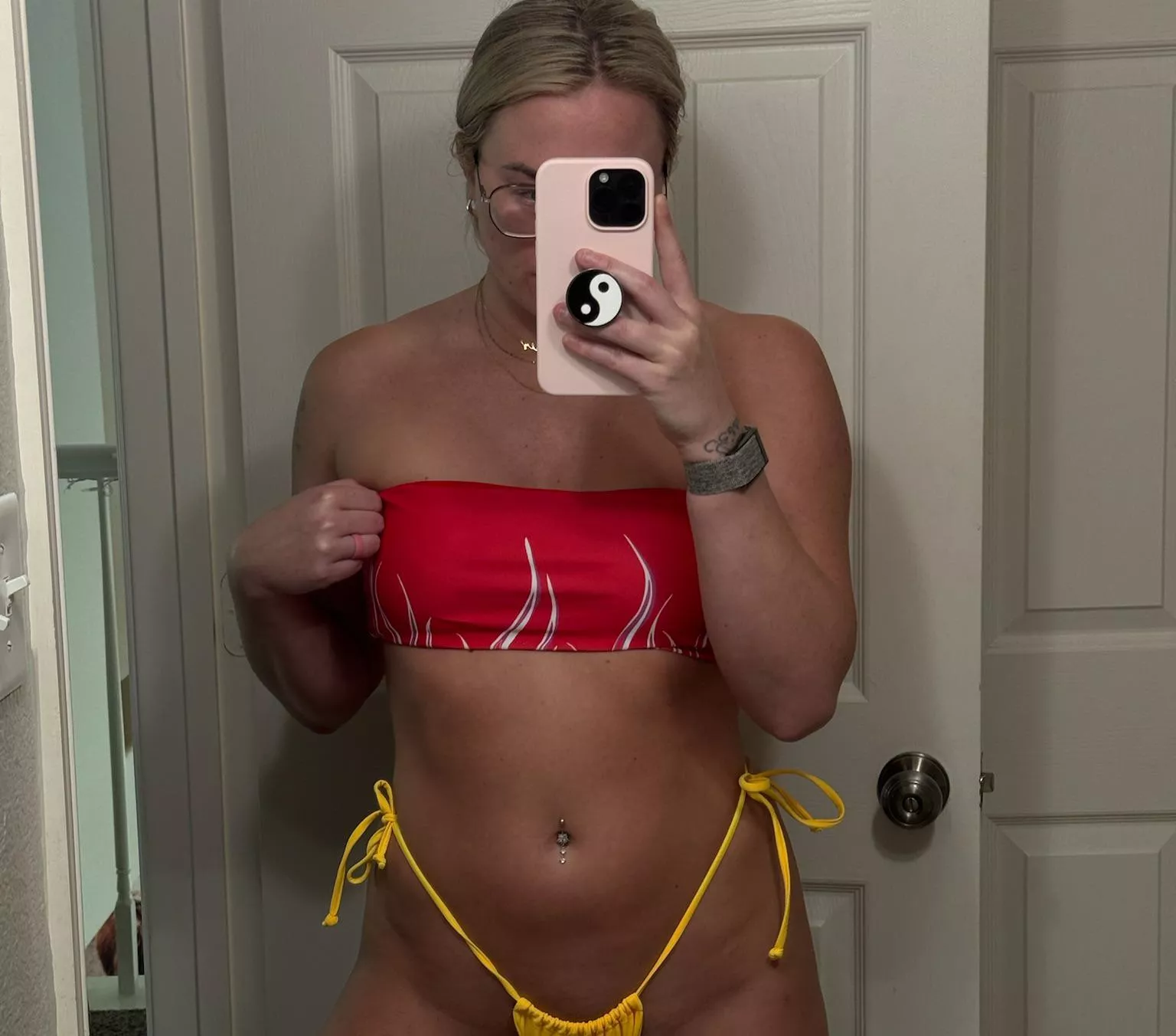 ready to get my tan on  posted by _livinlifewithjess