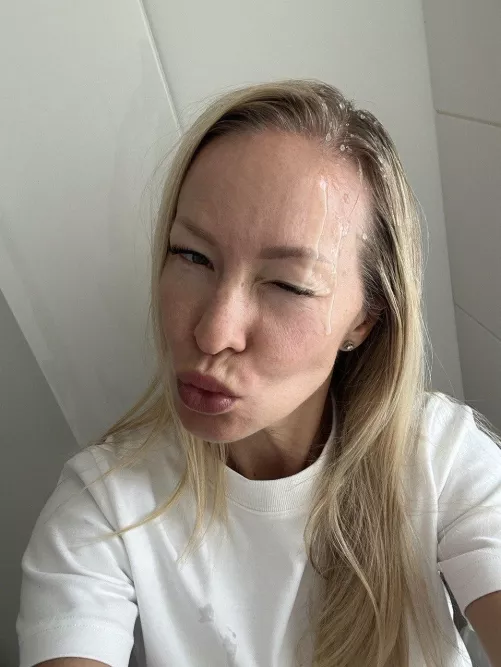 The guy from Tinder wasn't bad by _LUNA_angel