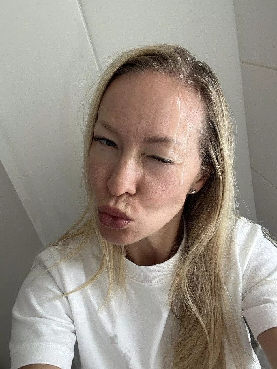 The guy from Tinder wasn't bad posted by _LUNA_angel