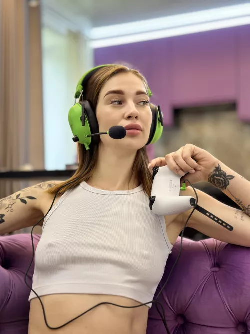 What's your favorite game? by apple_only_