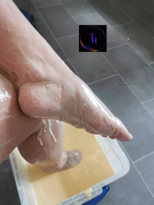 Who doesn't love custard between their toes  by TheShowOffsShowOff