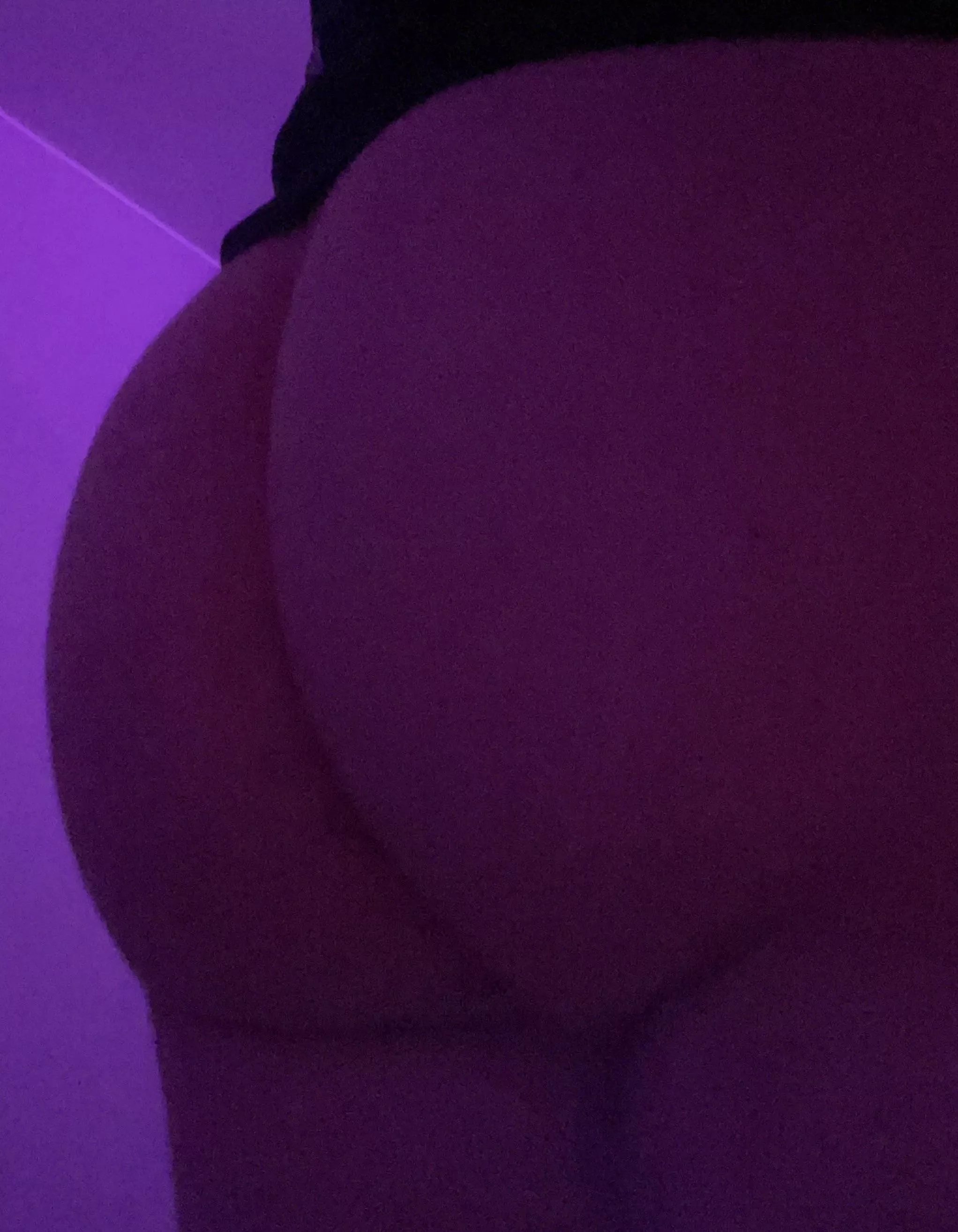 Would love to ride a dick posted by Someone_can_dip