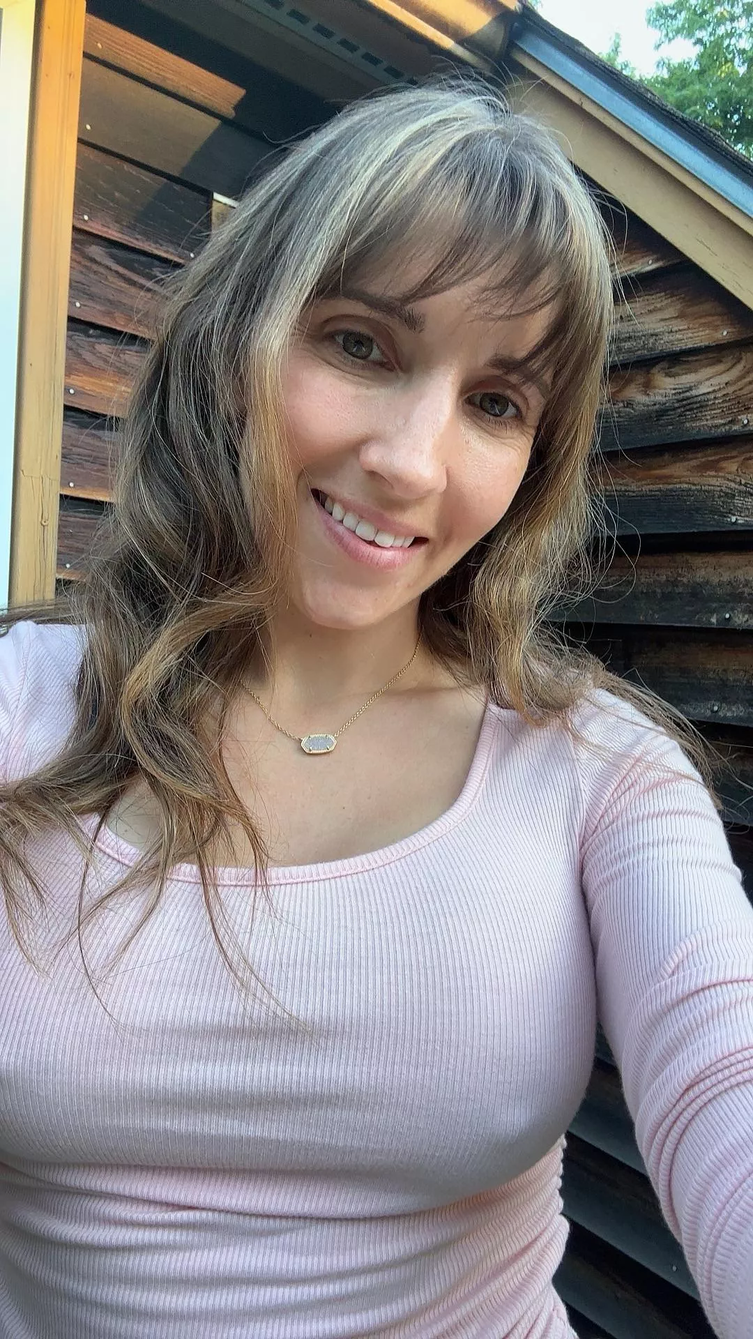 Your favorite big nips milfie posted by greengirl42069