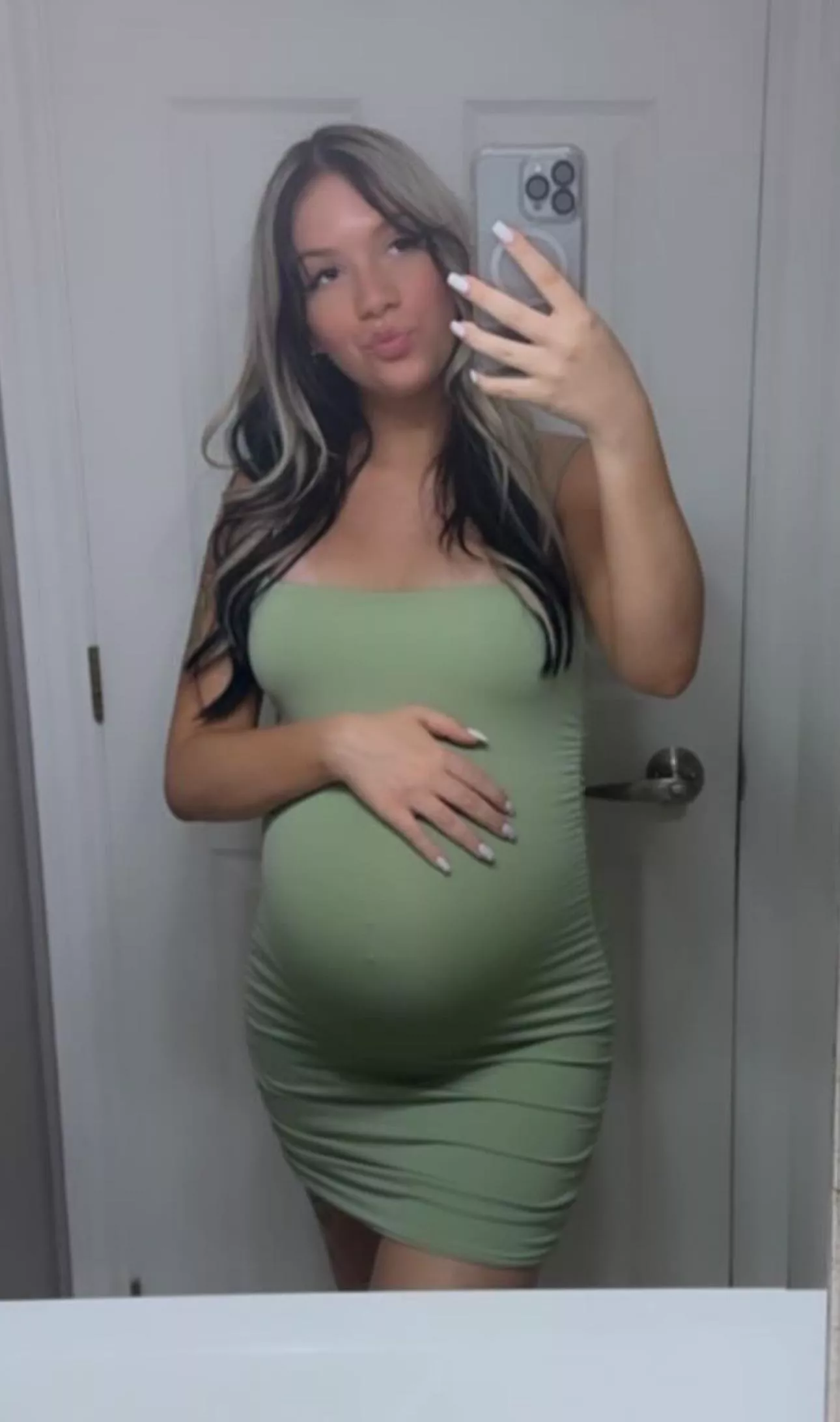 35 weeks!!! posted by Abys6277