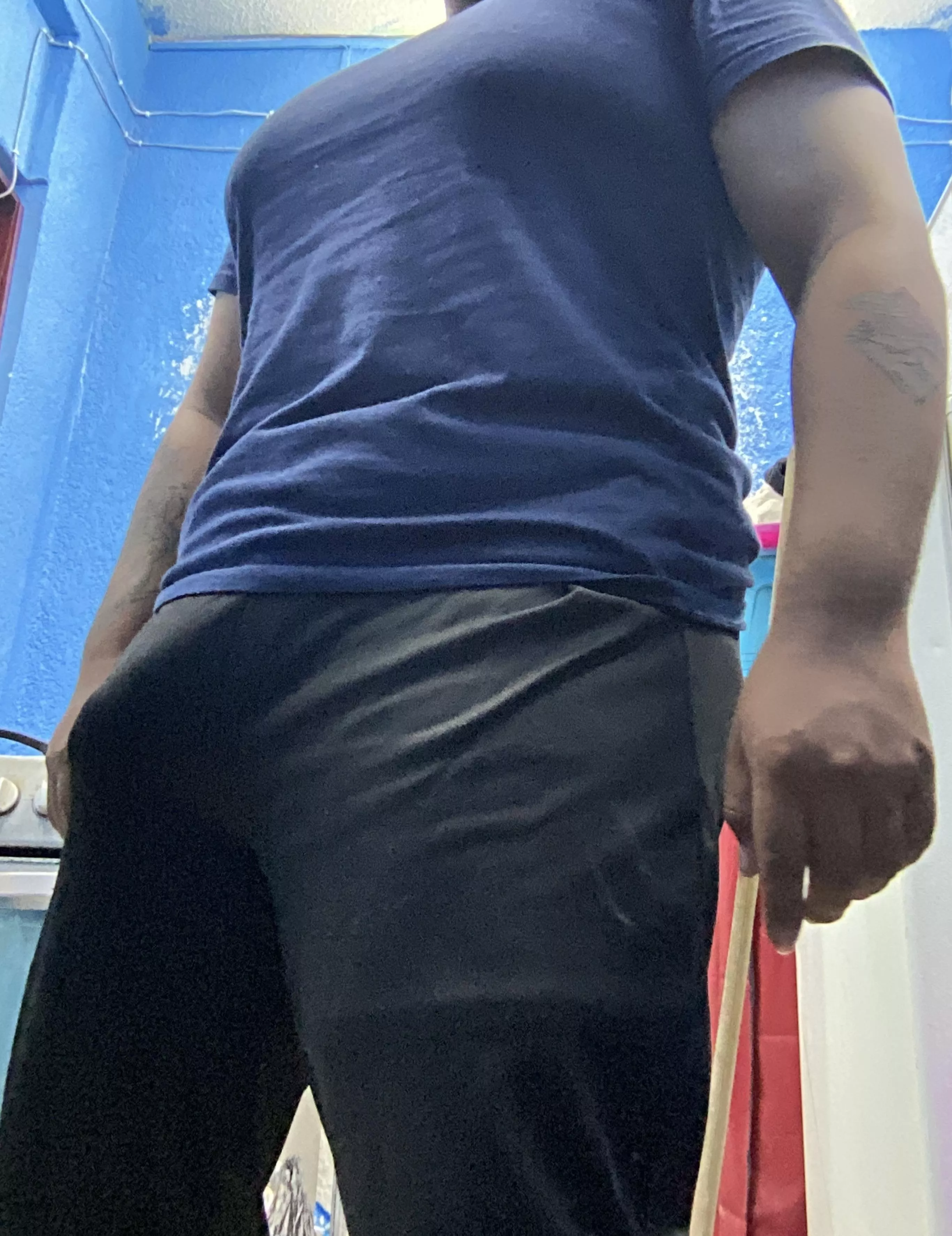 I can’t walk with this thing, can u help me? Pm open  posted by As_rmz