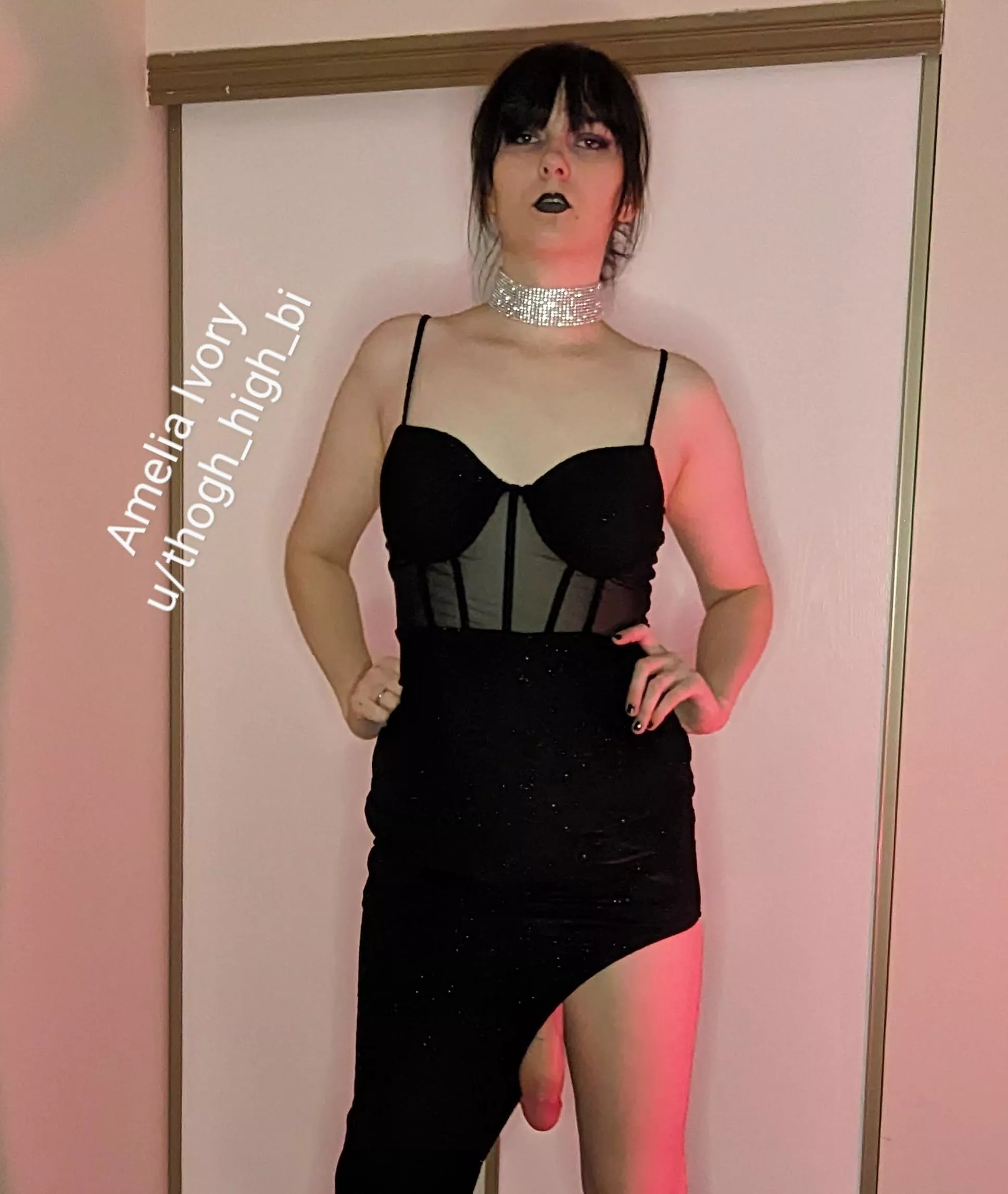 I love teasing you with my cock, can you guess how big it is? posted by thogh_high_bi