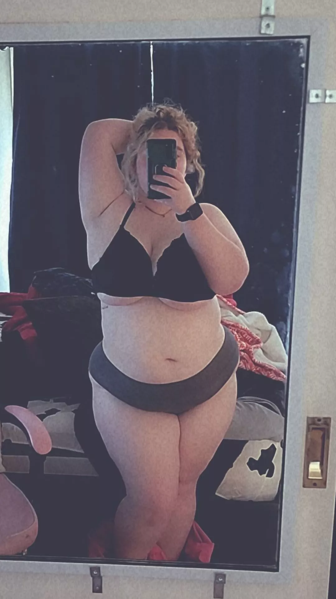 If we got stuck in a room together what are you doing me with? ~ posted by nikkisfan