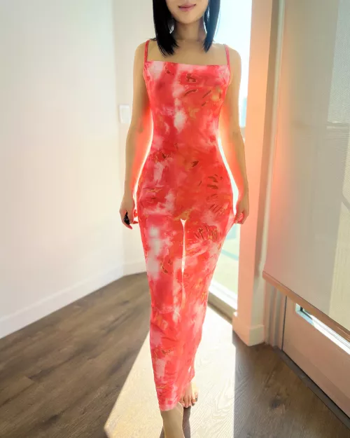 It's a struggle sometimes to find a dress that isn't too long for 5'1... I think this one fits just right. by fun-sized-asian