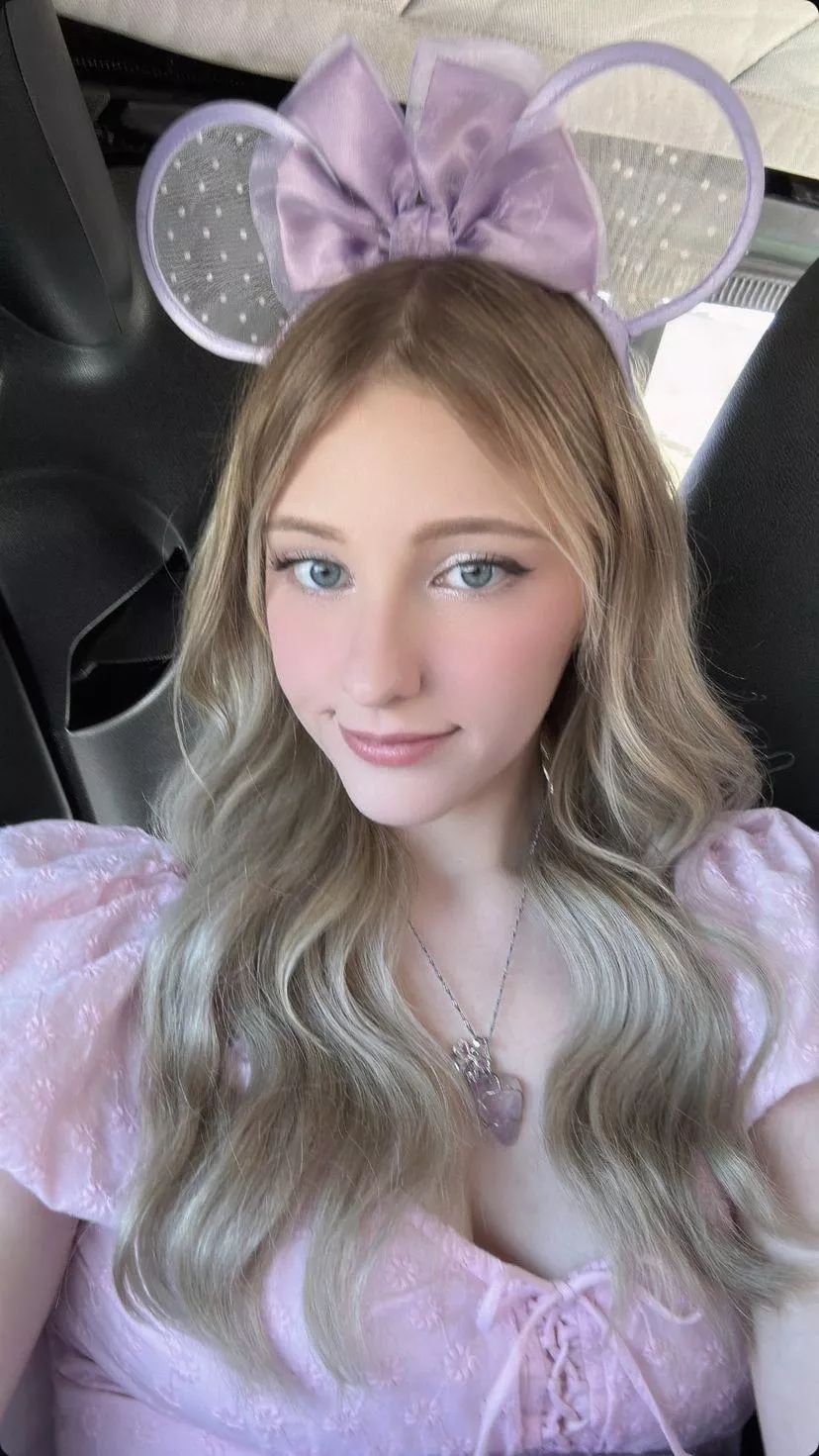 Melody Marks posted by assclown616