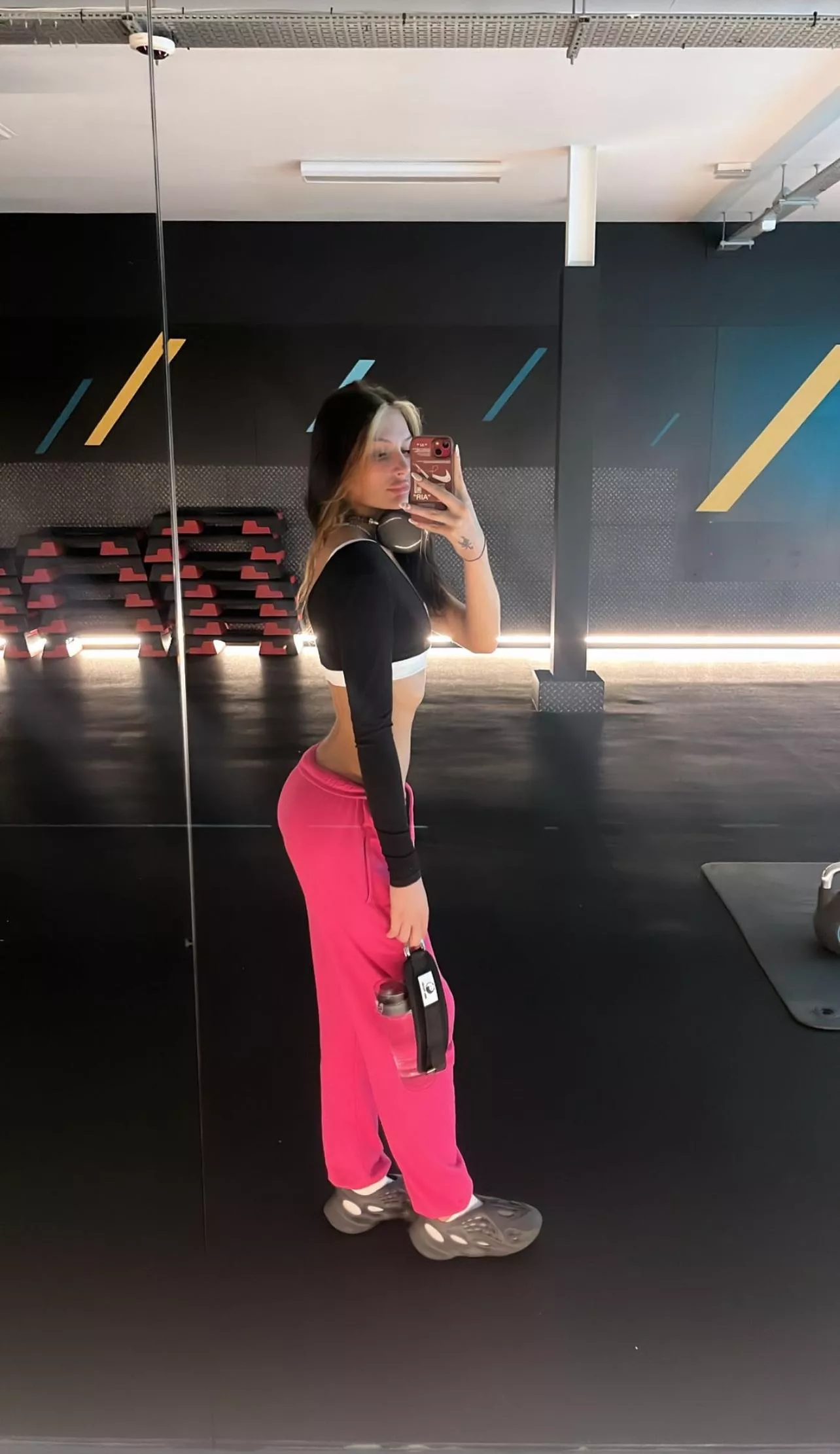 my best smile after 2 hours in the gym posted by SprinklesBright8037