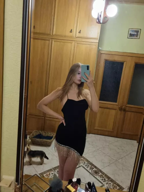 My old dress, I dunno if it looks great, what do you reckon? by CamalliaCandy