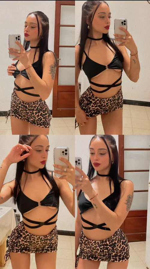 Small titty girls are the biggest sluts by lucygreyonly