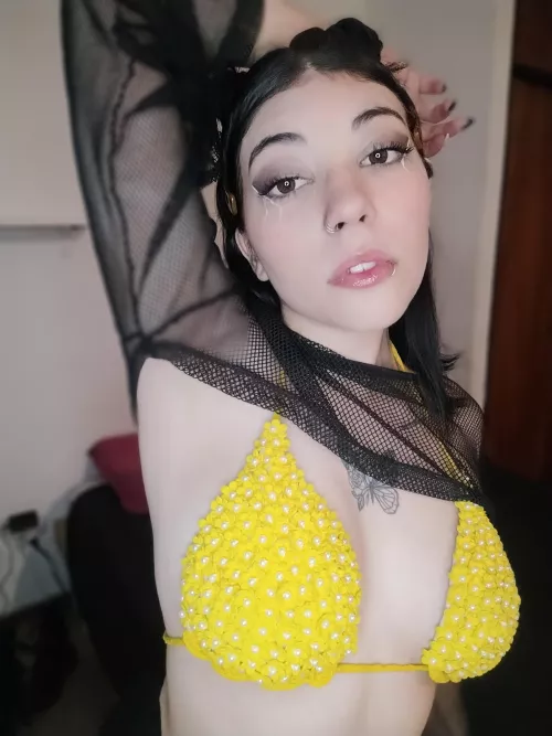 They smell like fresh pines by GeneLith4