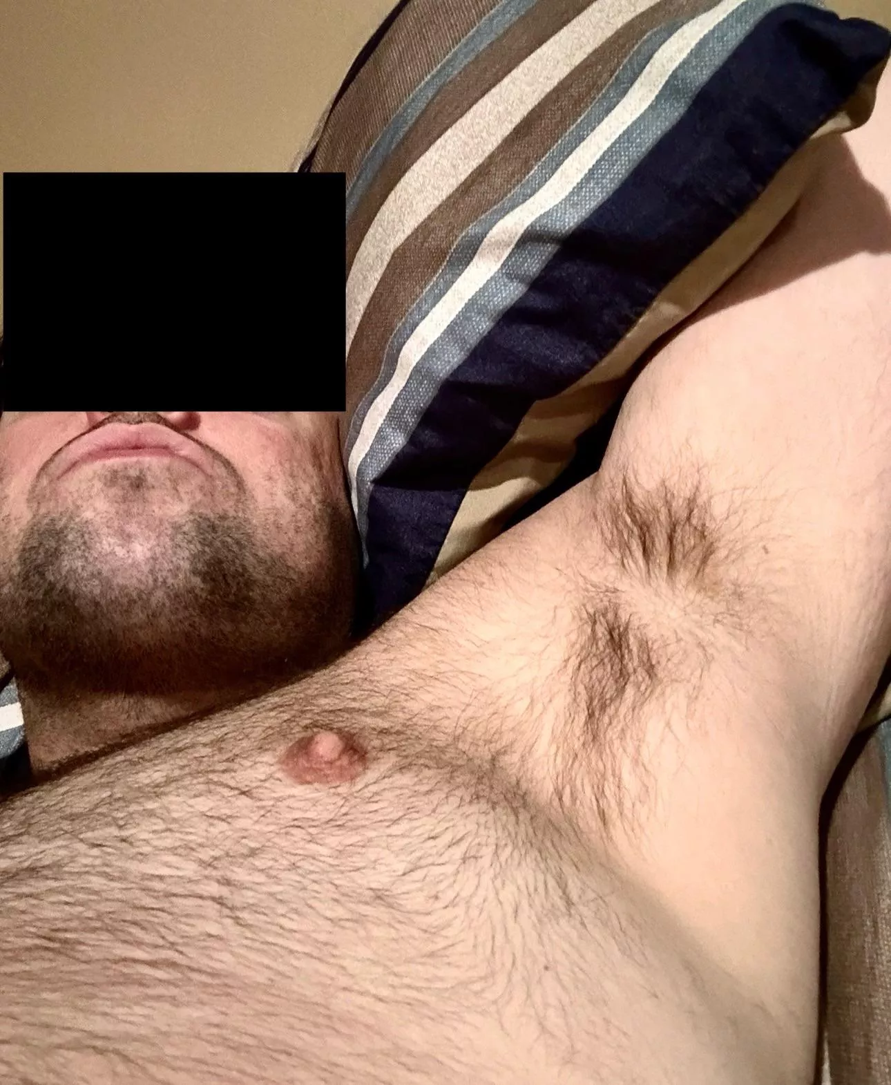 Wanna lay with me and my hairy muscle pit? 😈 posted by bjk0494