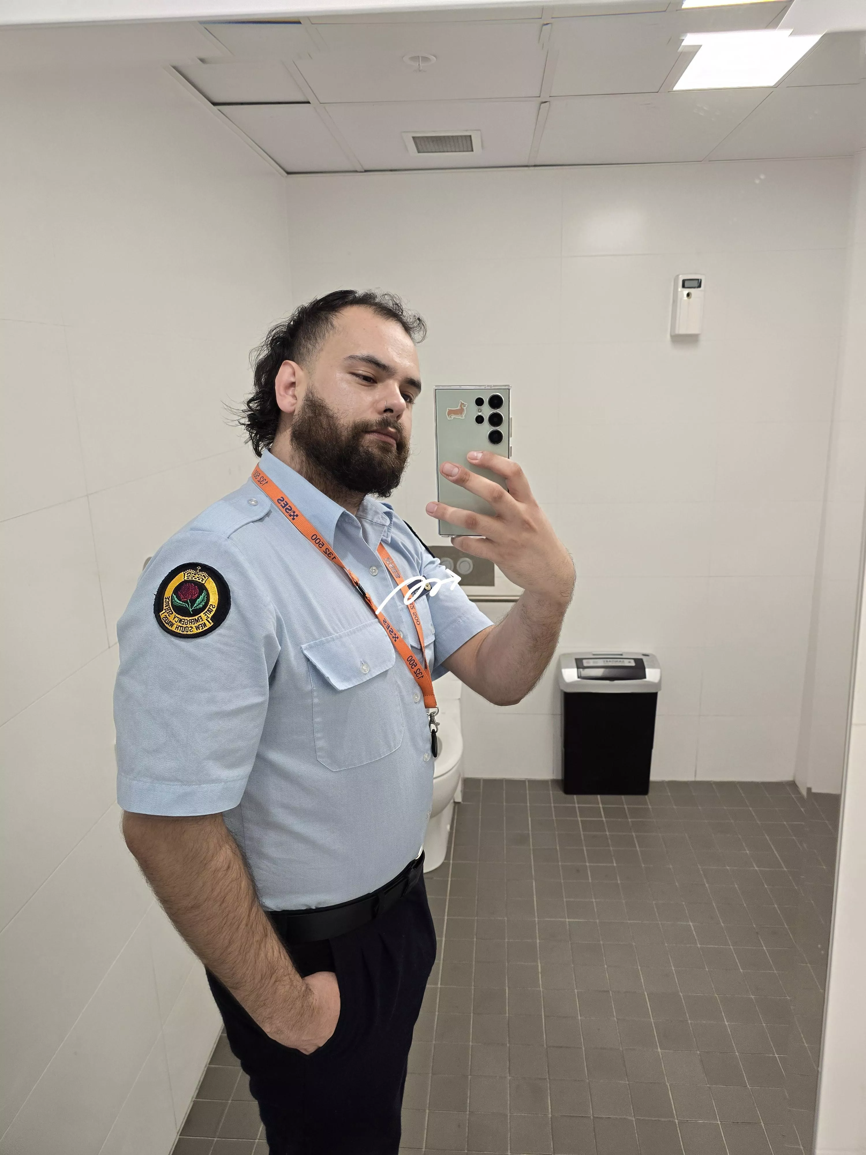 28 Aussie - first selfie post here posted by Famous_Pick_3426