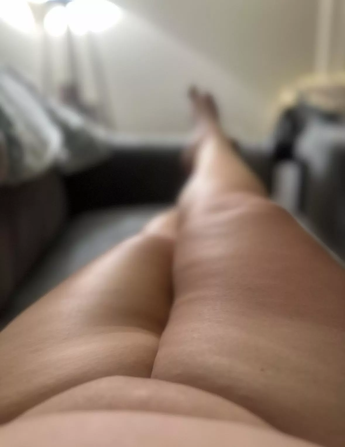 36 F4M. Married and Bored. Kids are out for a bit.  posted by hey-jealousy06