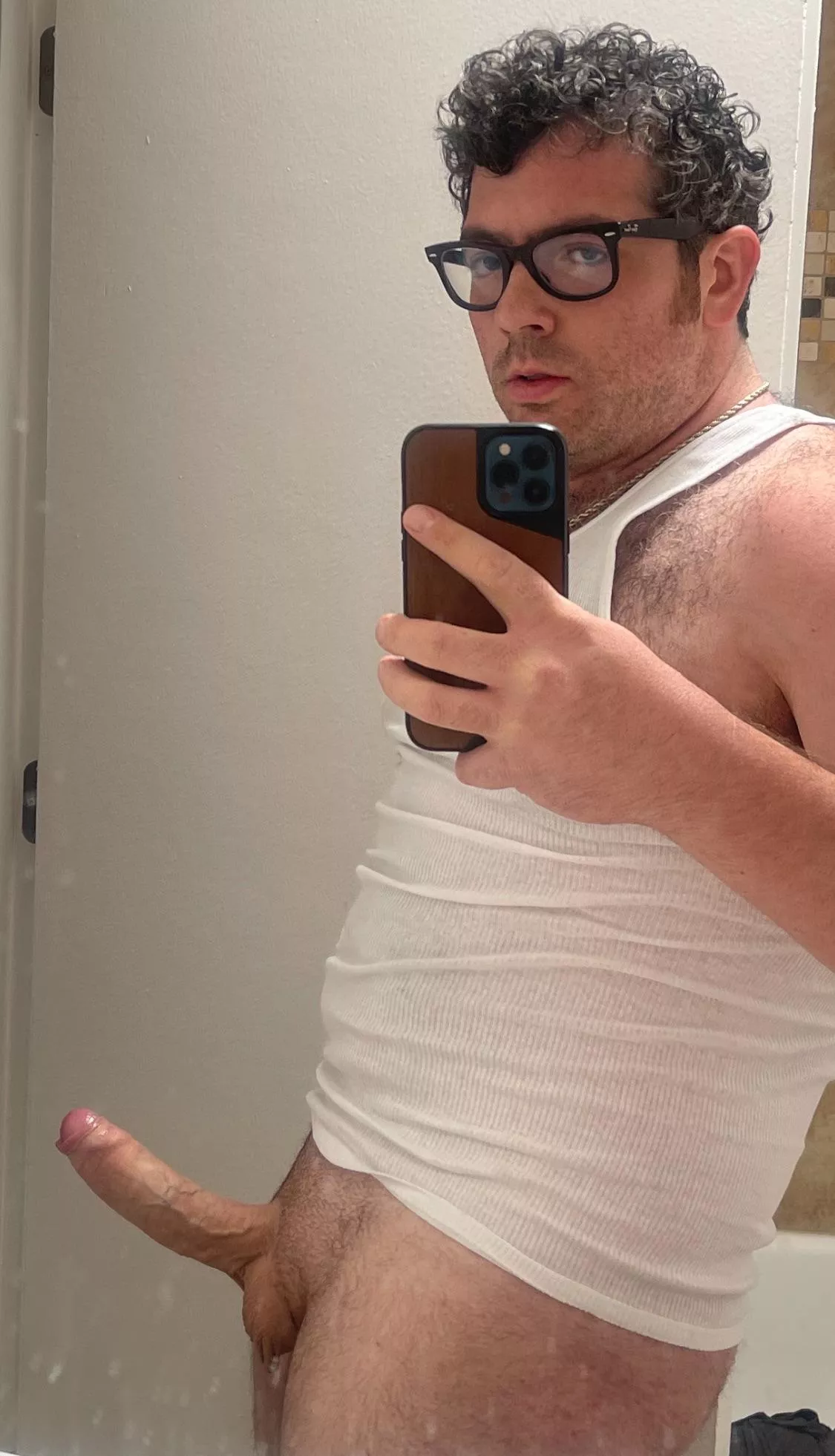 Big fat Italian daddy dick [31] posted by BFIDD1