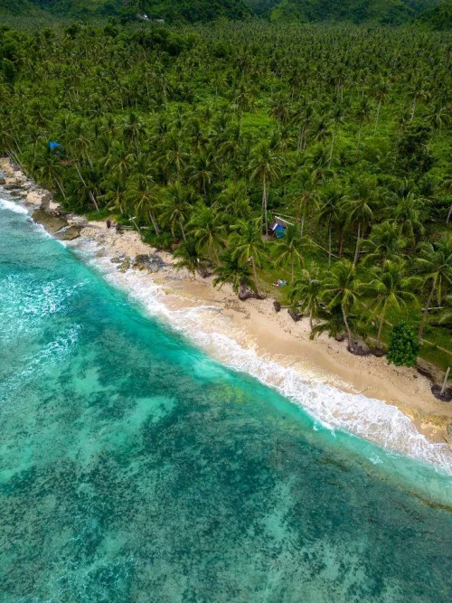 Can you feel the rhythm of the waves? by DanceBySunrise