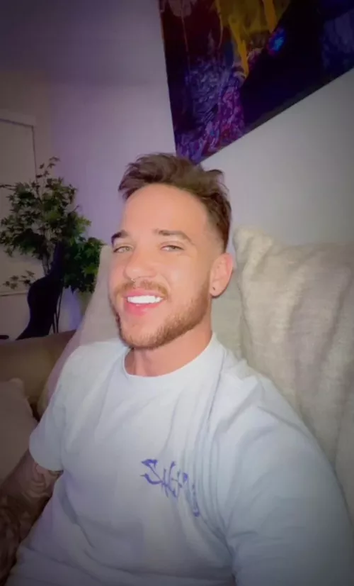 Hello gaymers. Hope u unlock all your achievements today.  by SpiderSprinkle