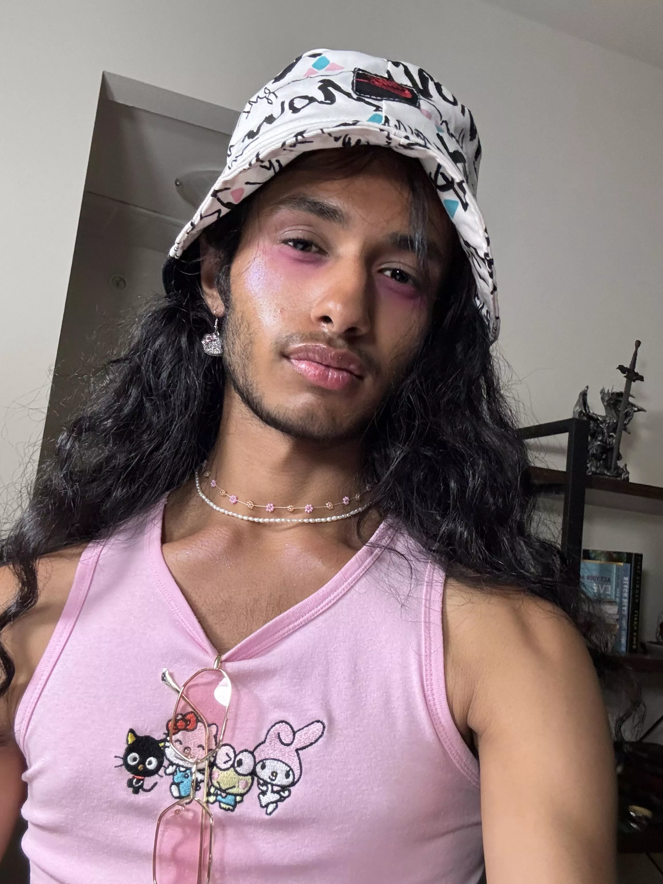 hello kitty vibes posted by 94rithwik